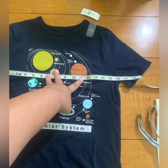 Gap boys t-shirt size L (10) short sleeve solar system planets graphic tee - Picture 4 of 9